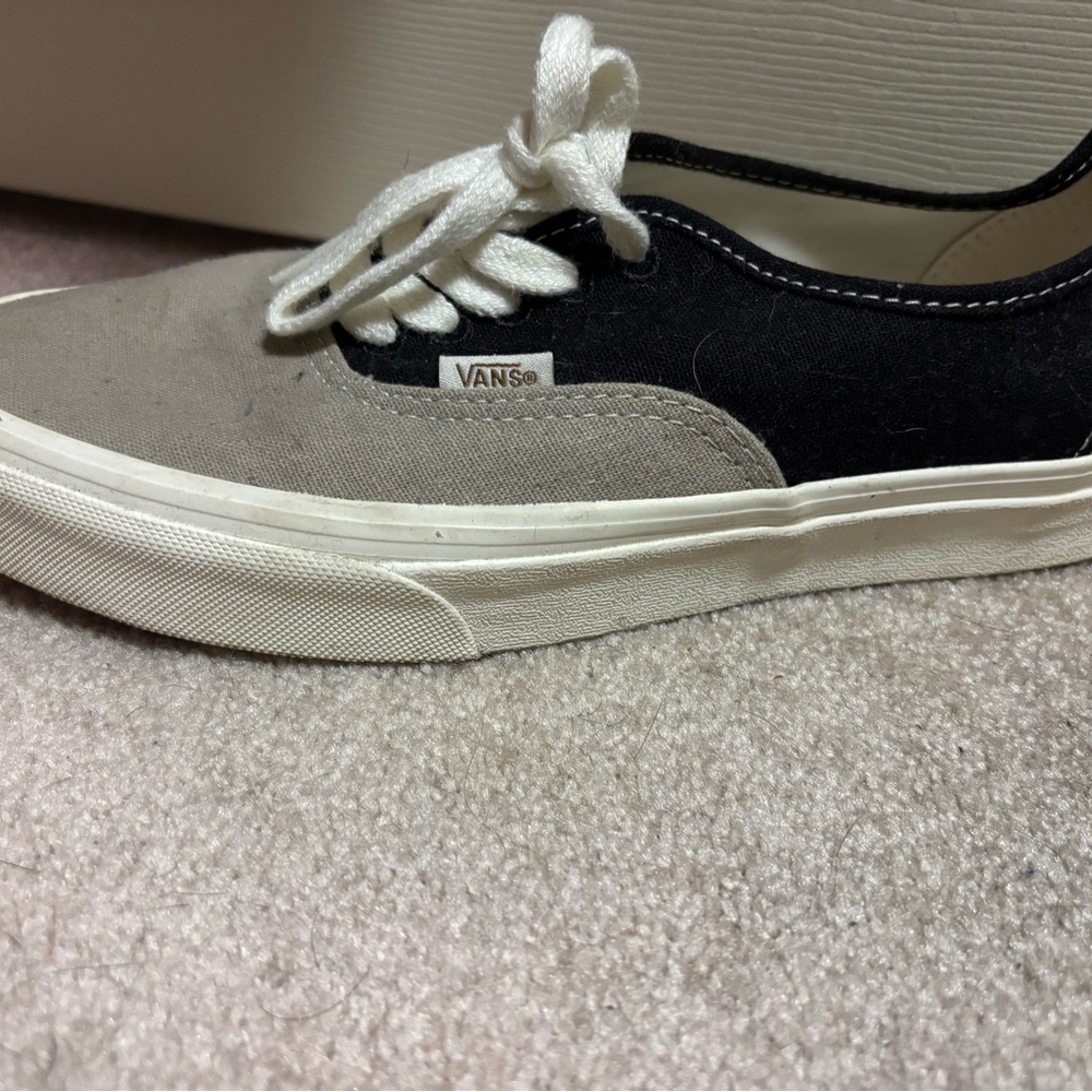 Vans Men's Black and Tan Casual Shoes